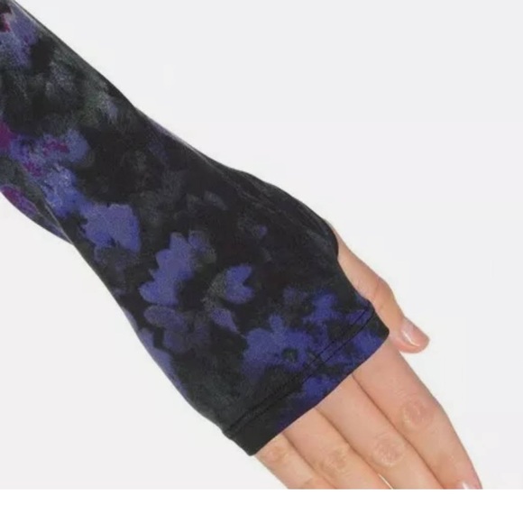 SOLD! Free People Movement Idris Floral Mesh Long Sleeve Crop Top Size Medium - Picture 3 of 12